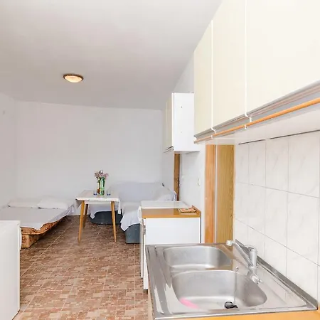Apartamento Pjestata 14440g *
